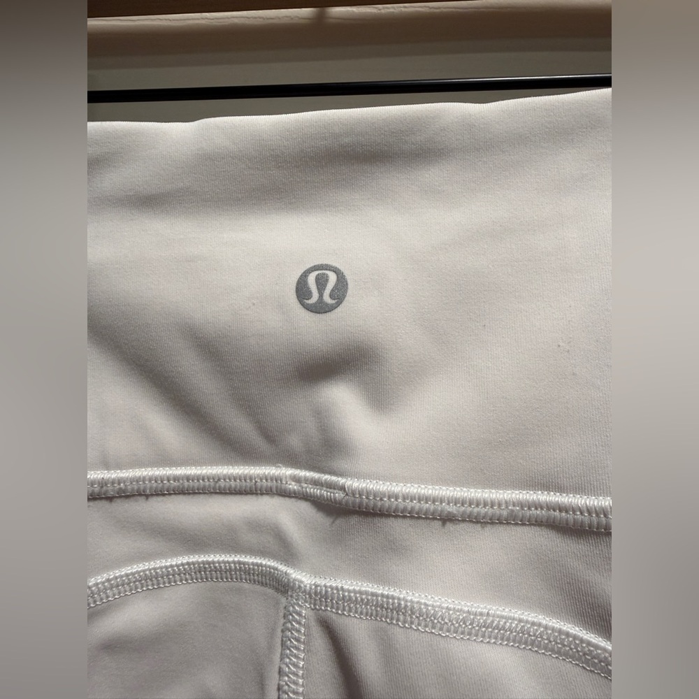 Lululemon All The Right Places Pant II-Size 4 - Picture 10 of 13
